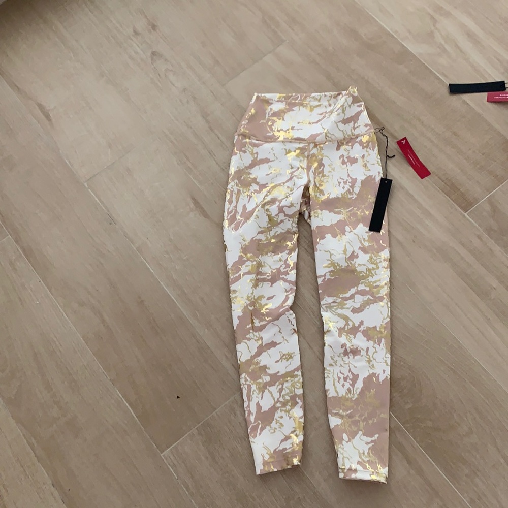 Carbon38 mid rise 7/8 leggings